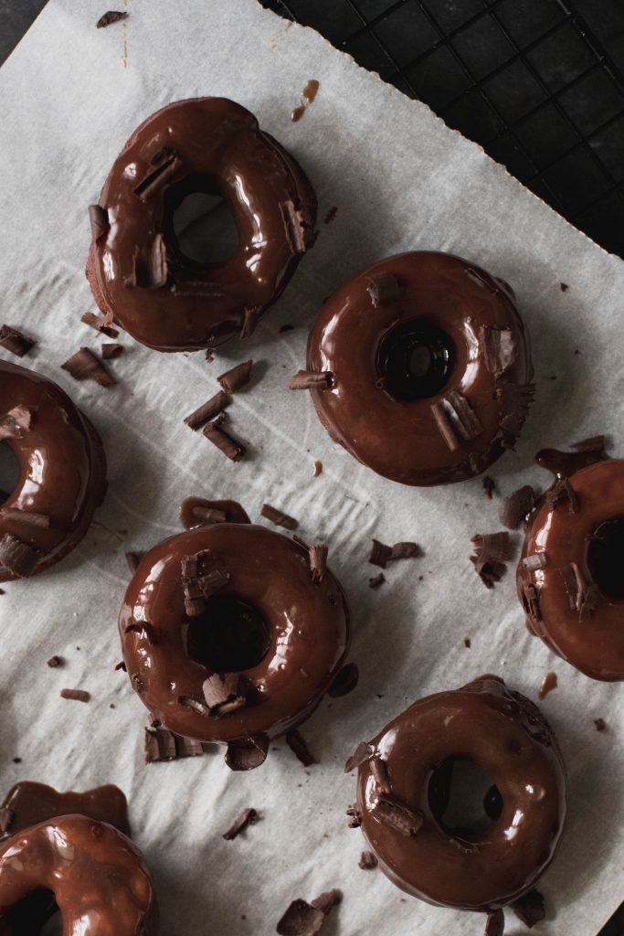 eggless doughnuts with chocolate glaze